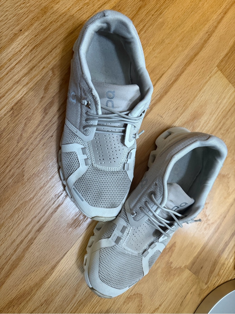 On Running Cloudstyle Lightweight Sneakers - White